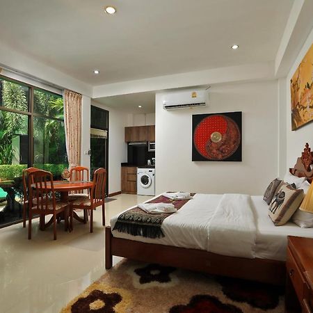 Apartmán Palm Oasis Nai Harn Exteriér fotografie