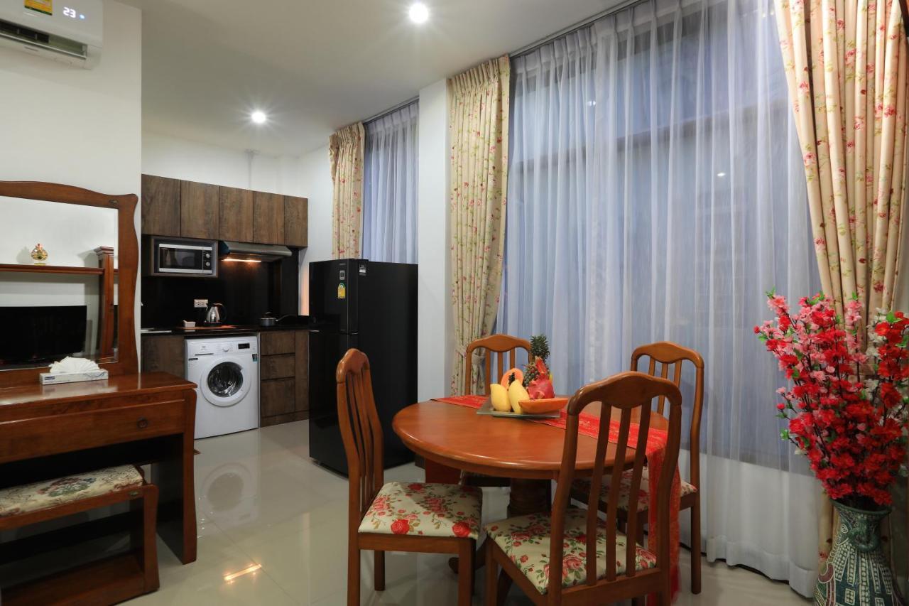 Apartmán Palm Oasis Nai Harn Exteriér fotografie